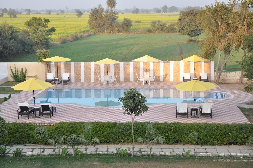 Kadamb Kunj Resort Bharatpur Eksteriør billede